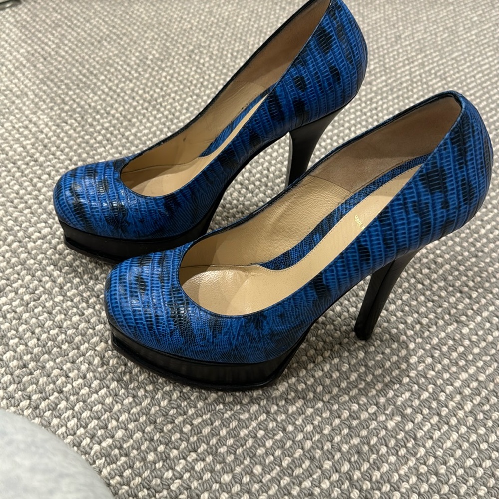 fendi heels